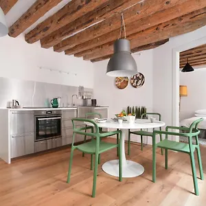 Parsley Venecia