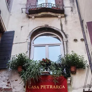 Casa Petrarca Hotel