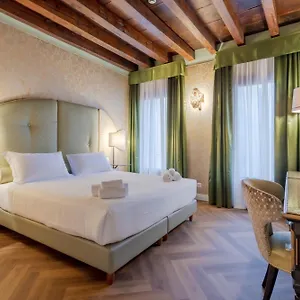 Relais Piazza San Marco Venise
