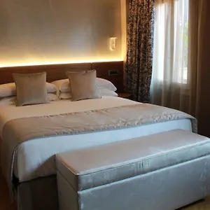 3* ホテル ロサ サルバ